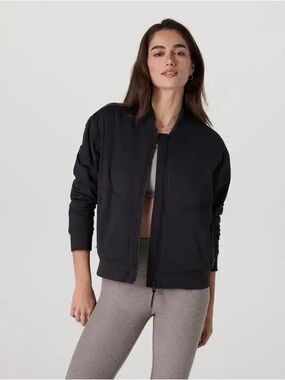 NWT Vuori Halo Basin Bomber Jacket in Black Size XS